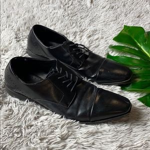 Unlisted Kenneth Cole black loafers size 12